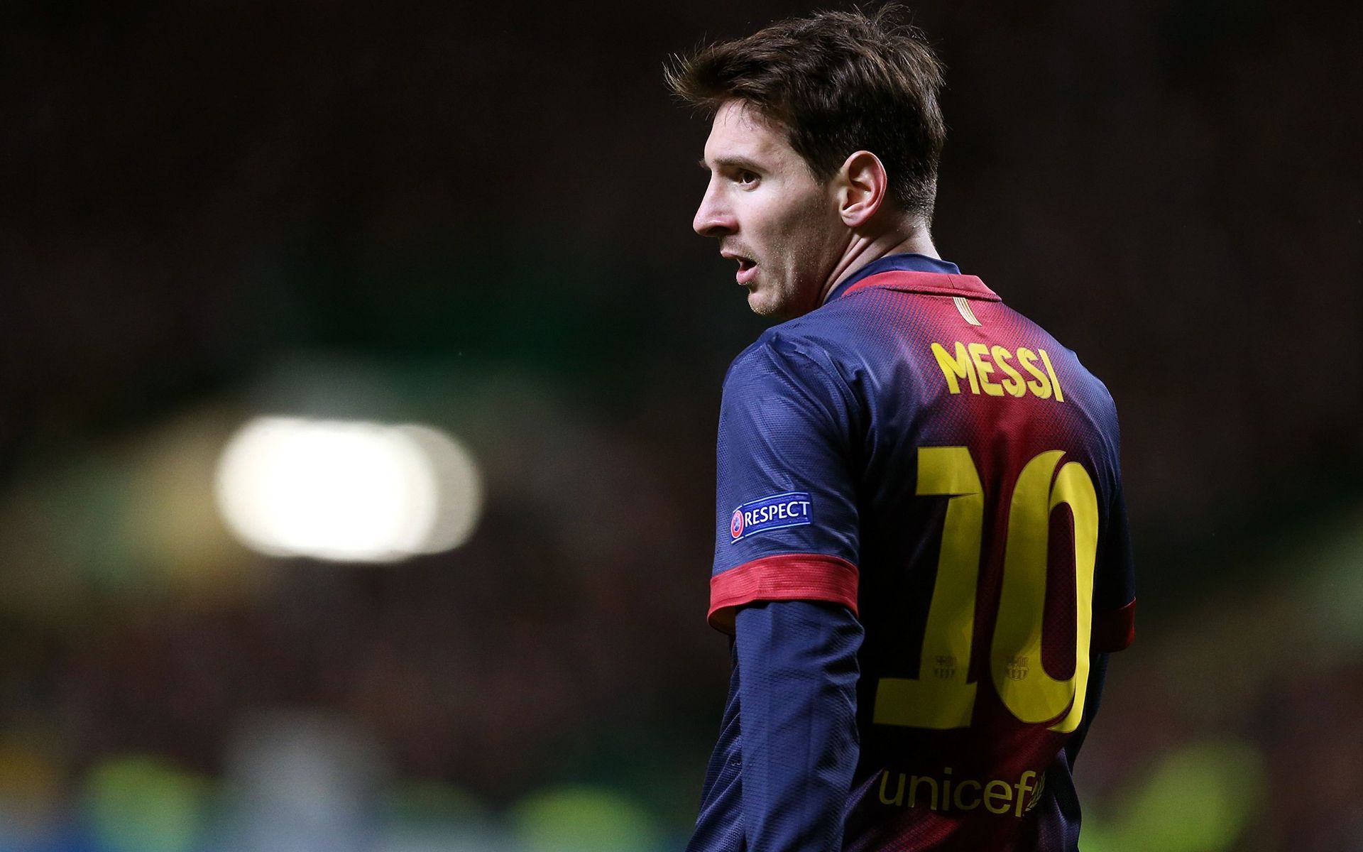 尽管遭遇不 尽管遭遇不