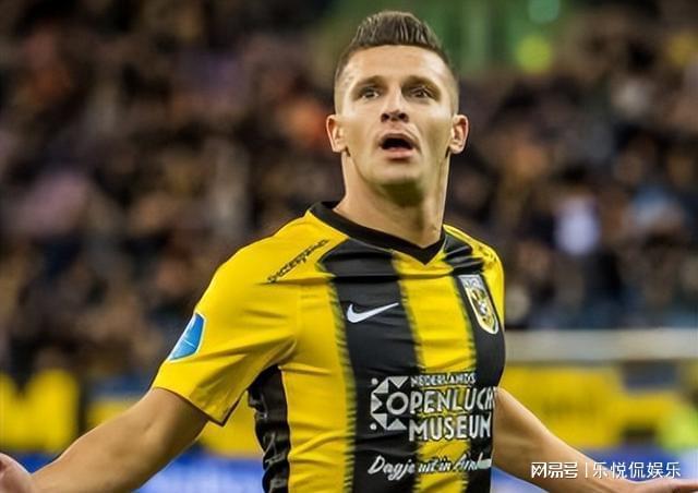 主力中场因 主力中场因