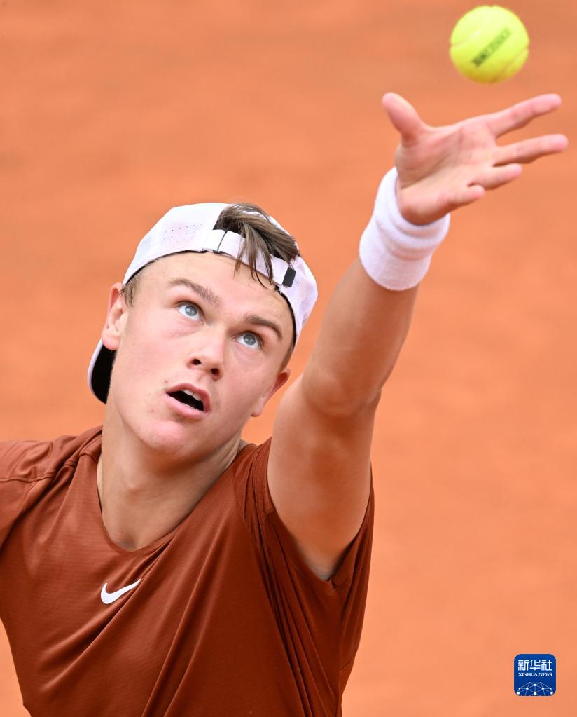 保持阵容稳 保持阵容稳